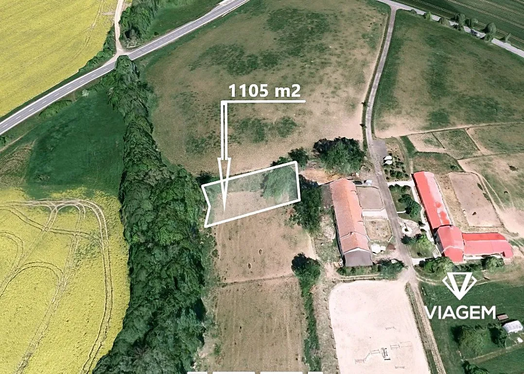 Prodej pole 1105 m²
